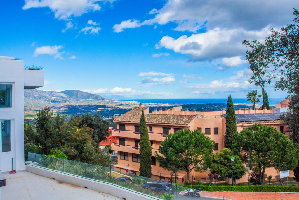Middle Floor Apartment La Mairena Málaga - image 37