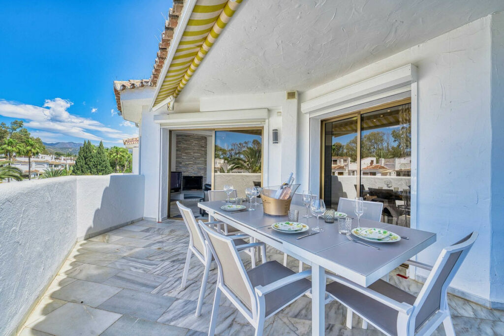 Penthouse Elviria Málaga - image 13