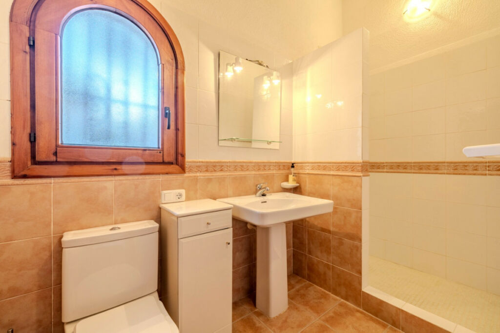 Detached Villa Moraira Alicante - image 38