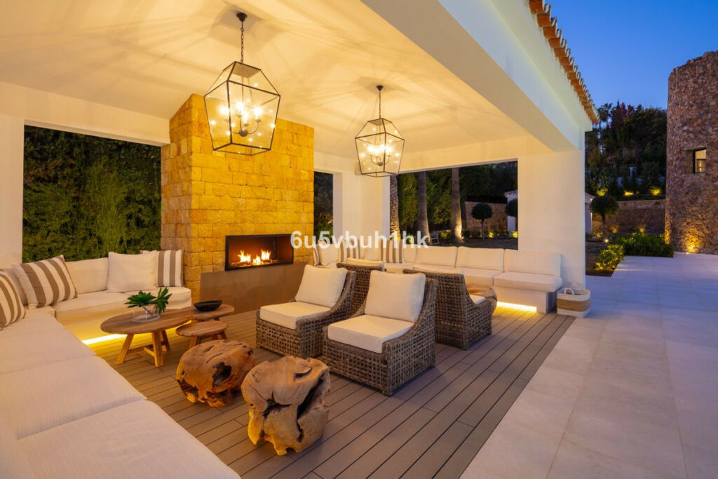 Detached Villa Nueva Andalucía Málaga - image 39