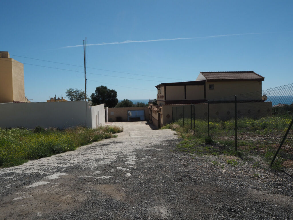 Residential Plot El Pinillo Málaga - image 4