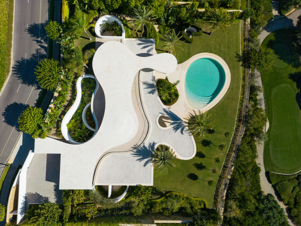Detached Villa Casares Málaga - image 4