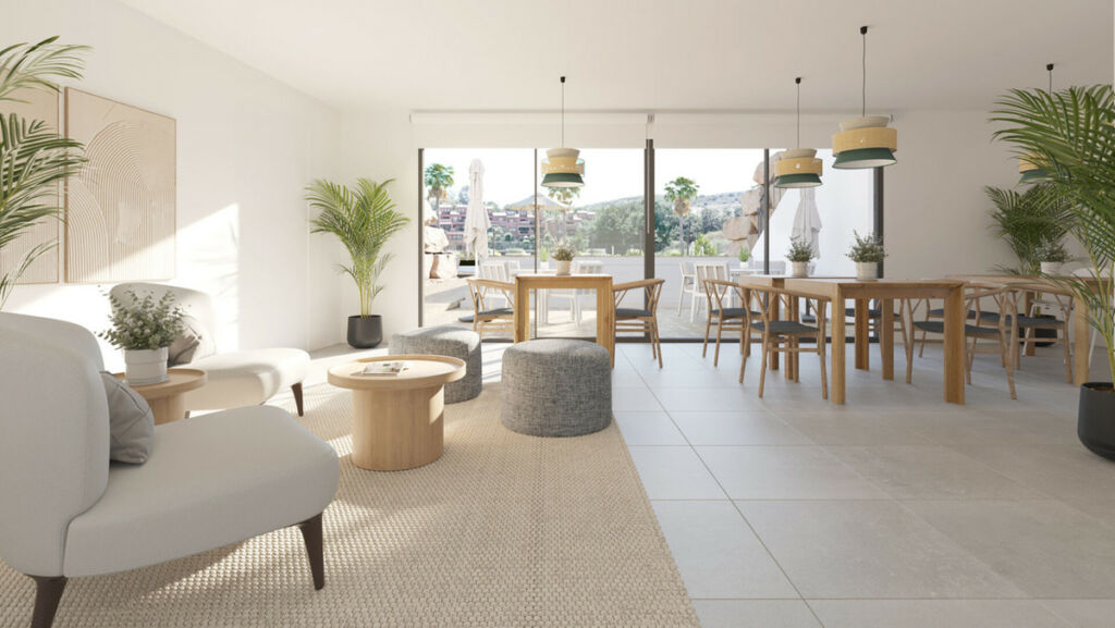 Middle Floor Apartment Estepona Málaga - image 4