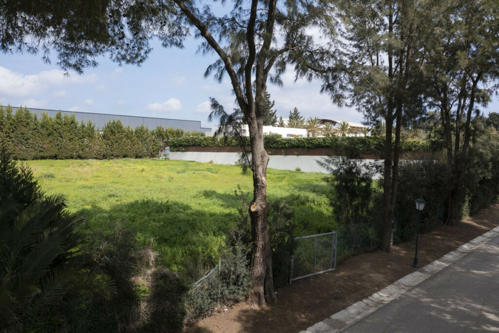 Residential Plot Sotogrande Cádiz - image 4