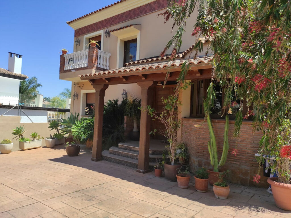 Detached Villa Mijas Costa Málaga - image 4