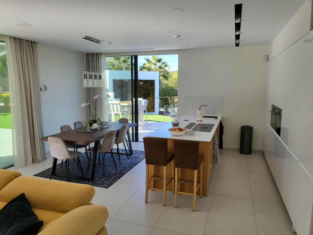 Detached Villa Orihuela Alicante - image 4