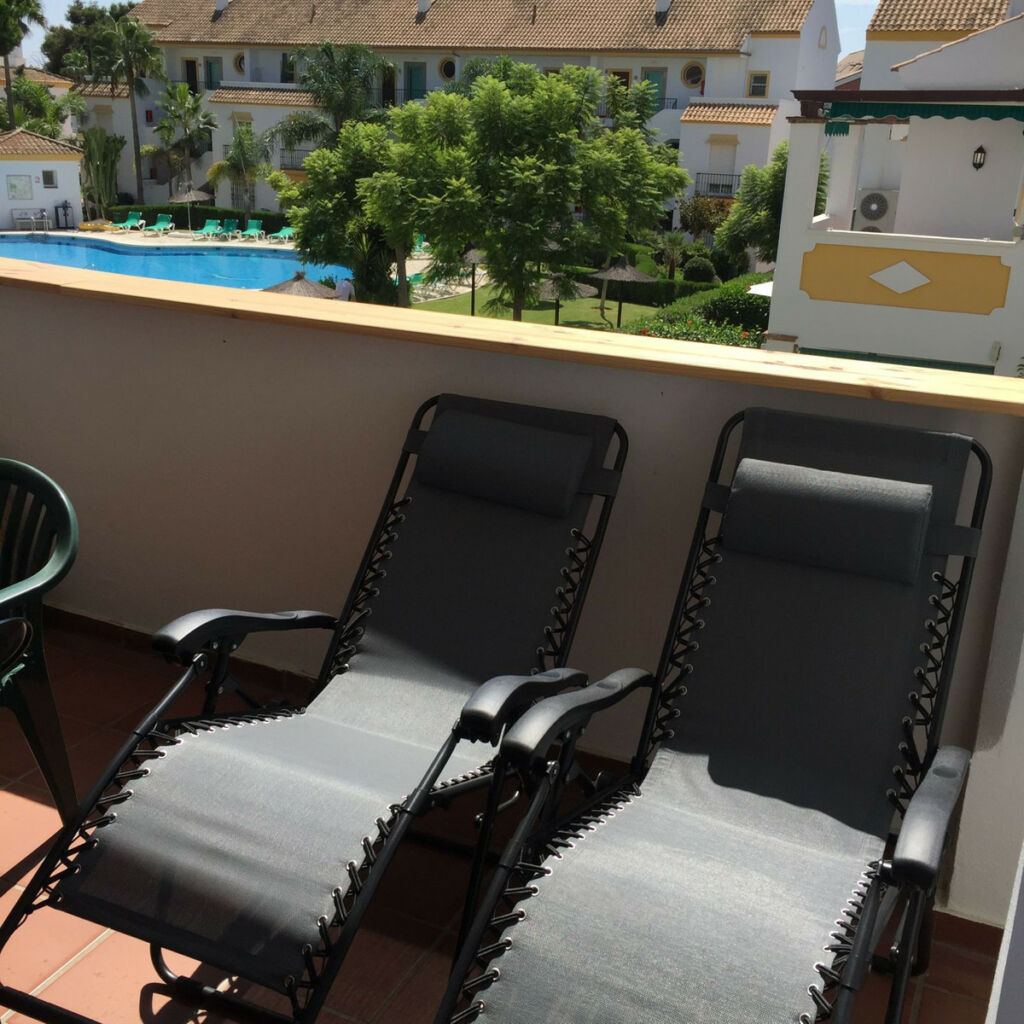 Middle Floor Apartment Carib Playa Málaga - image 4