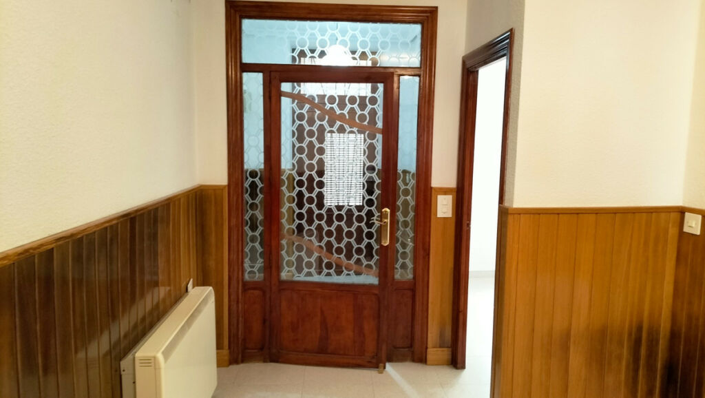 Townhouse Sax Alicante - image 4