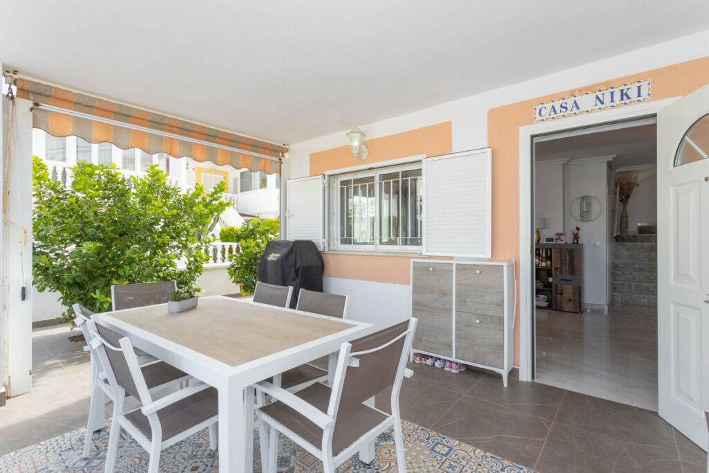 Townhouse Orihuela Costa Alicante - image 4
