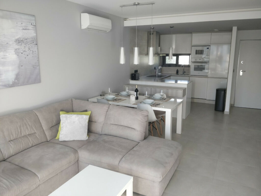 Middle Floor Apartment Guardamar del Segura Alicante - image 17