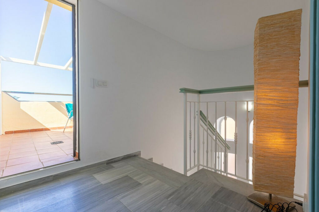 Semi-Detached House Costabella Málaga - image 40