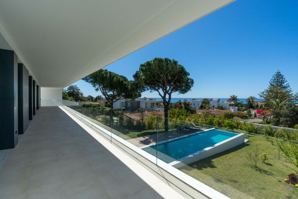 Detached Villa Marbesa Málaga - image 39