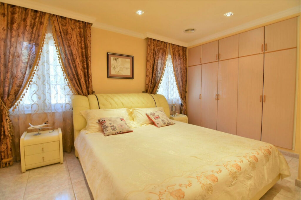 Detached Villa Calpe Alicante - image 41