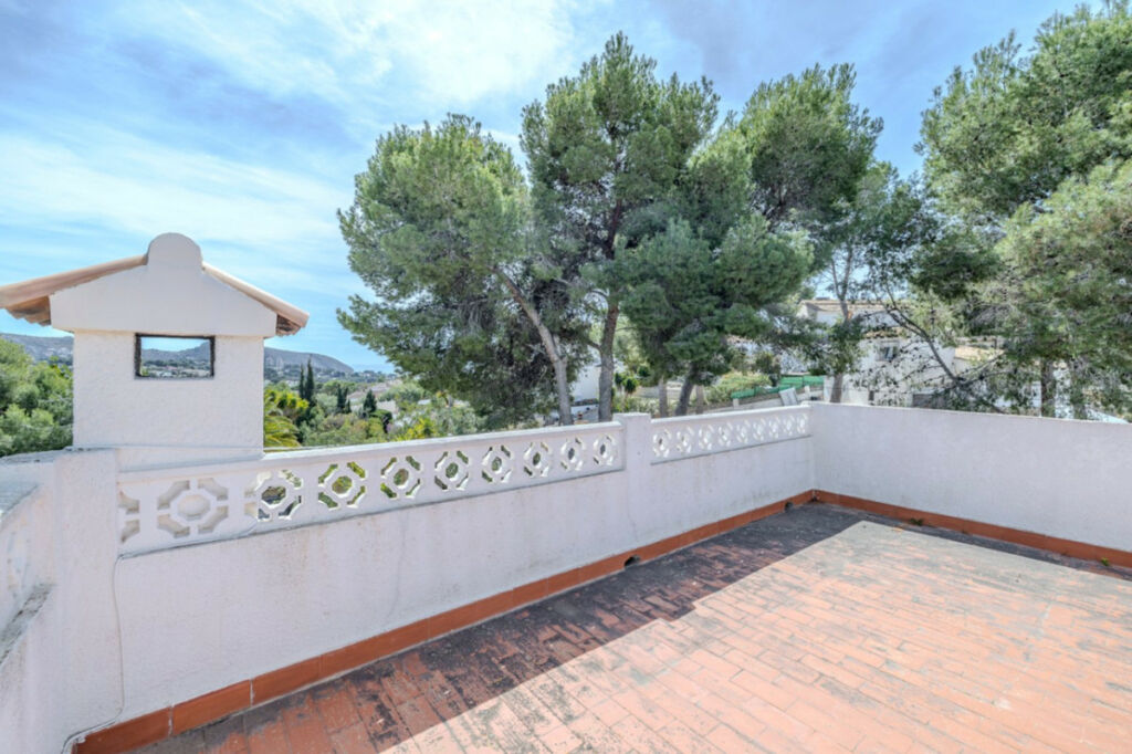 Detached Villa Moraira Alicante - image 41