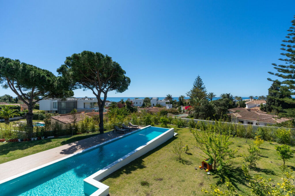 Detached Villa Marbesa Málaga - image 40