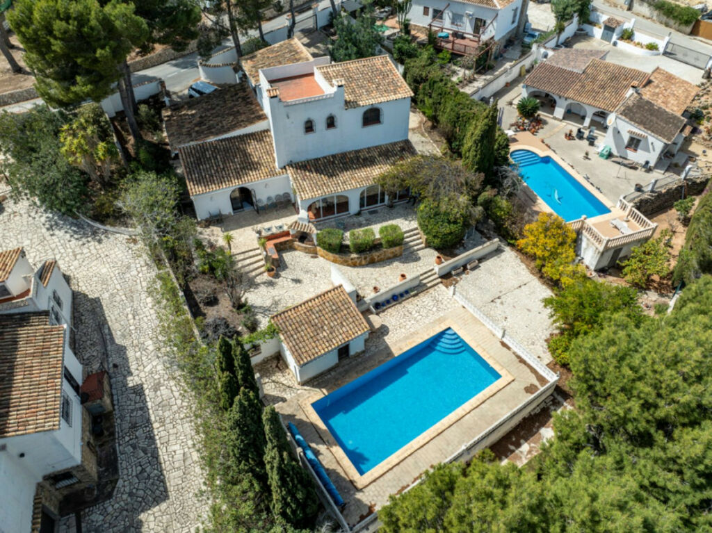 Detached Villa Moraira Alicante - image 42
