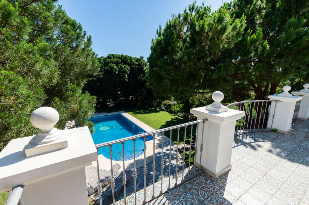 Detached Villa Hacienda Las Chapas Málaga - image 43