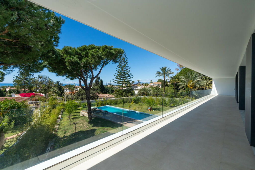 Detached Villa Marbesa Málaga - image 42