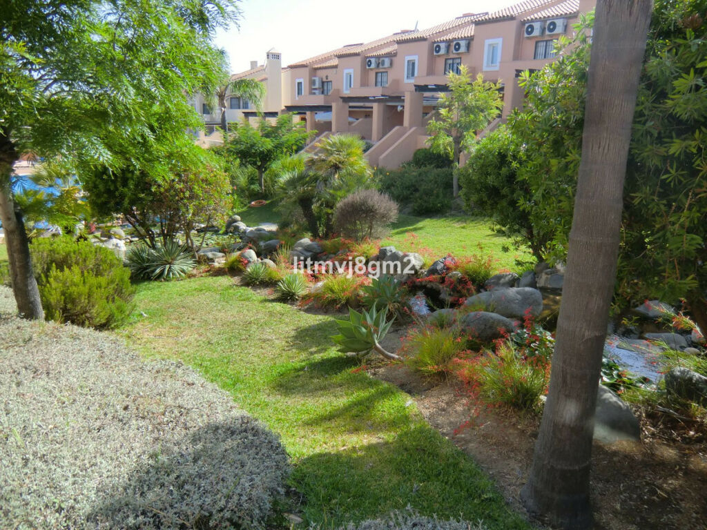 Townhouse Calahonda Málaga - image 36