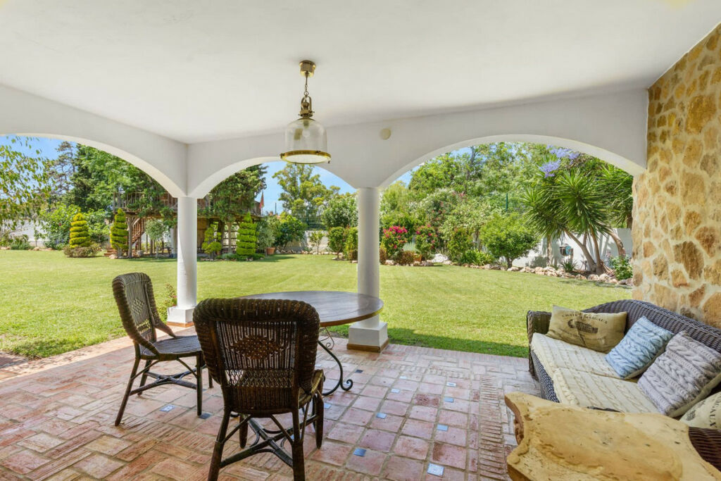 Detached Villa Guadalmina Baja Málaga - image 44