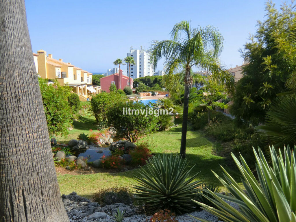 Townhouse Calahonda Málaga - image 37
