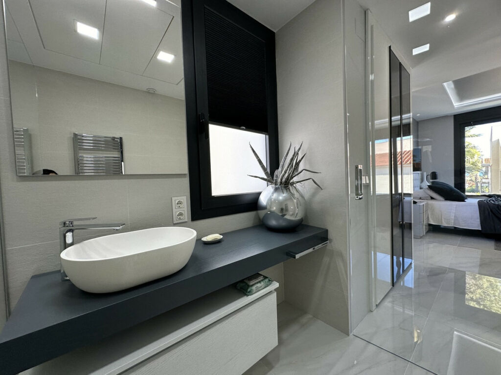 Detached Villa La Zenia Alicante - image 45
