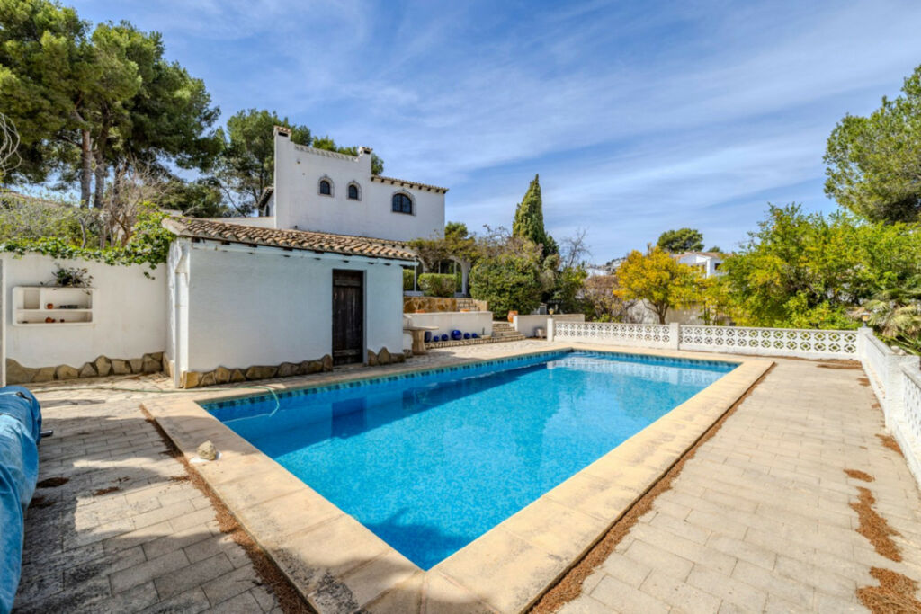 Detached Villa Moraira Alicante - image 46