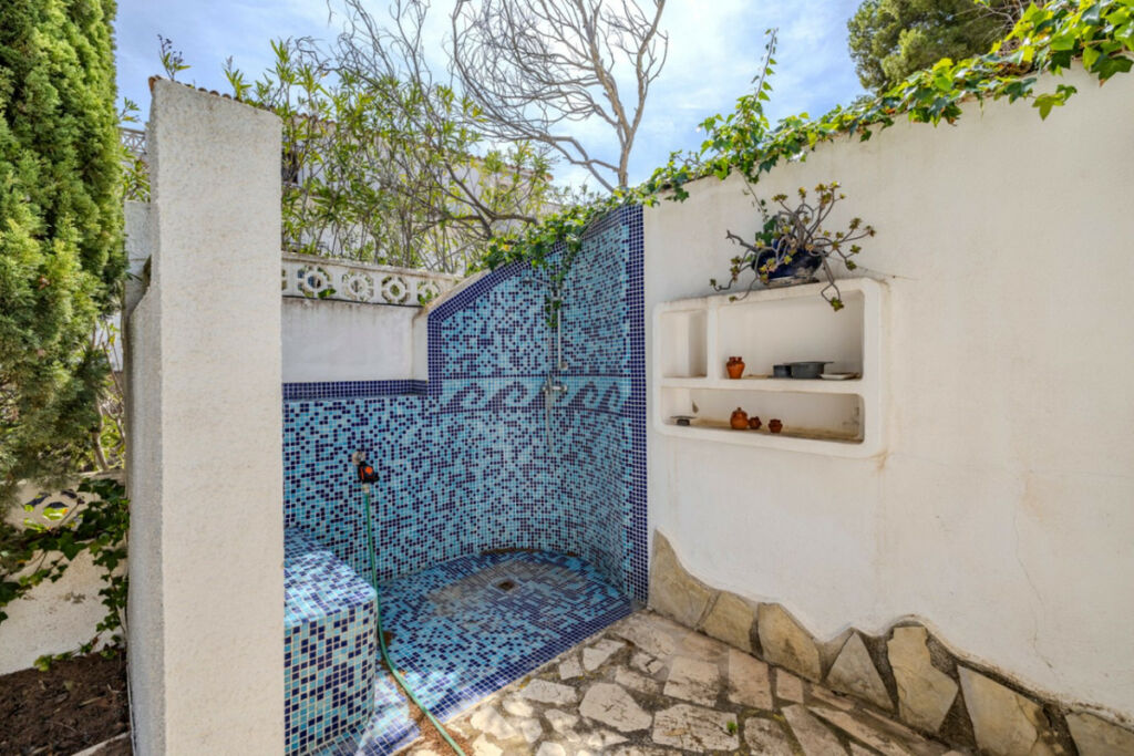 Detached Villa Moraira Alicante - image 47