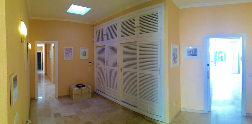 Detached Villa Elviria Málaga - image 46