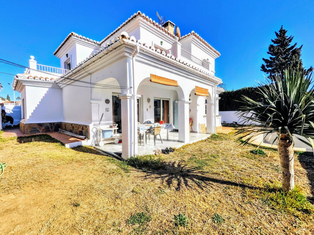 Detached Villa Benalmadena Costa Málaga - image 4
