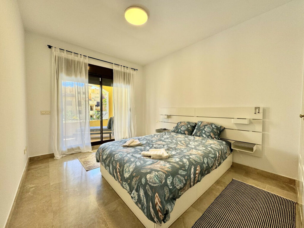 Ground Floor Apartment La Duquesa Málaga - image 5