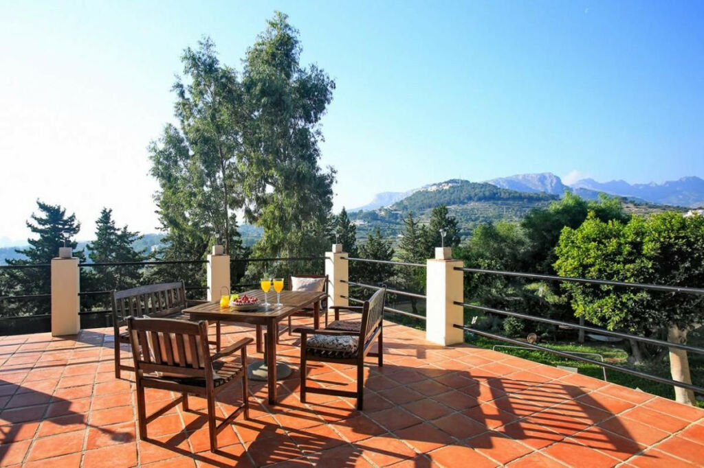 Detached Villa Calpe Alicante - image 5