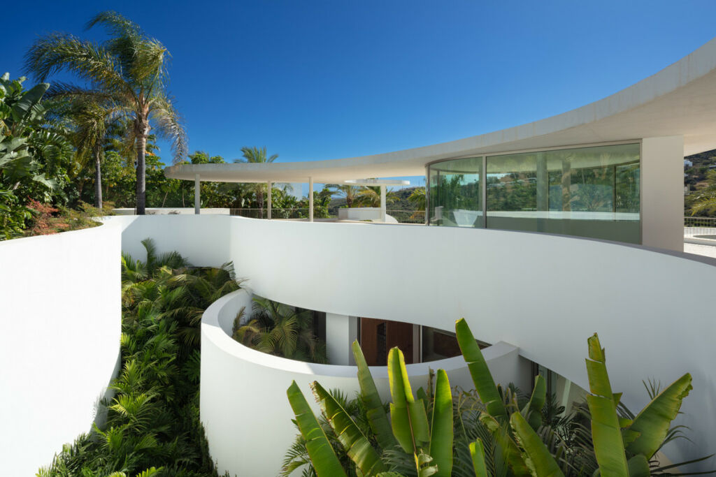 Detached Villa Casares Málaga - image 5