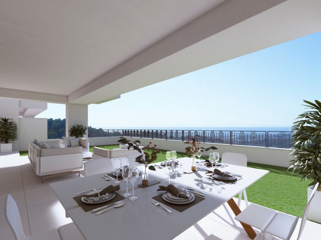 Middle Floor Apartment Istán Málaga - image 5