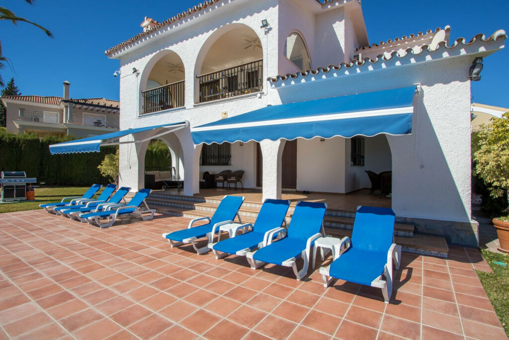 Detached Villa Atalaya Málaga - image 5