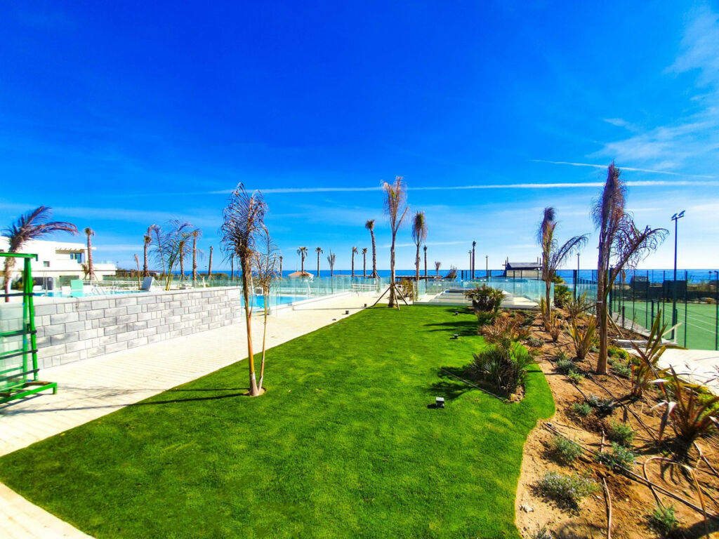 Detached Villa New Golden Mile Málaga - image 50