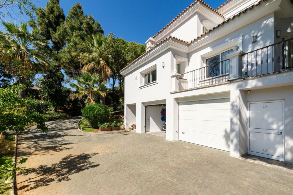 Detached Villa Hacienda Las Chapas Málaga - image 56
