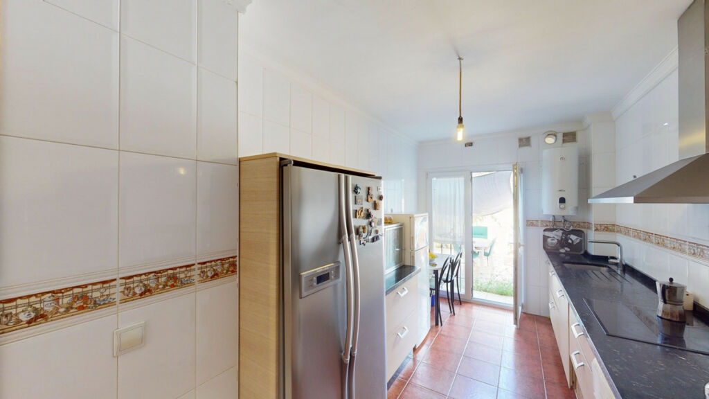 Ground Floor Apartment Torre del Mar Málaga - image 6