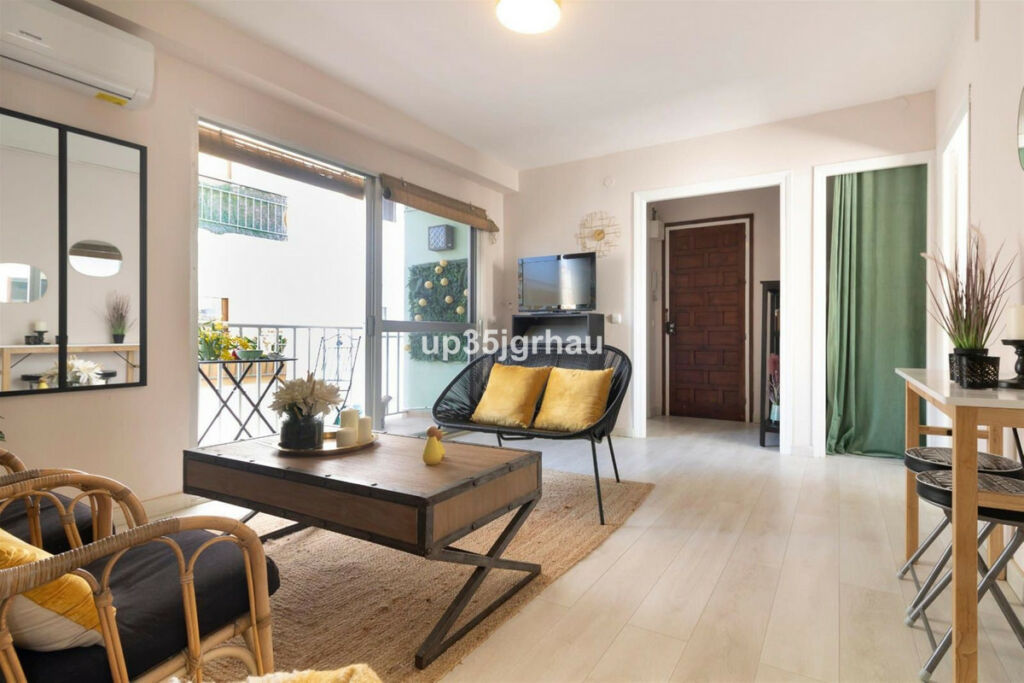 Apartment Complex Estepona Málaga - image 6