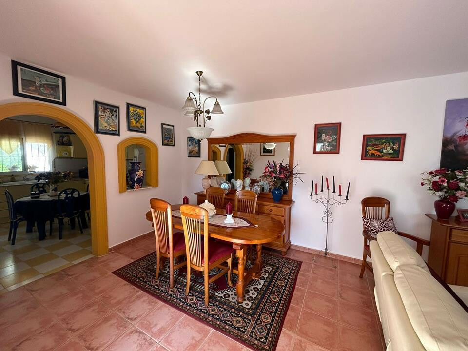 Detached Villa Rafol de Almunia Alicante - image 4