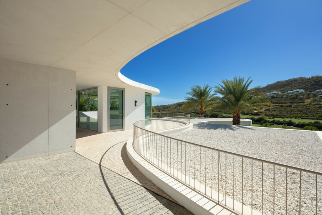 Detached Villa Casares Málaga - image 6