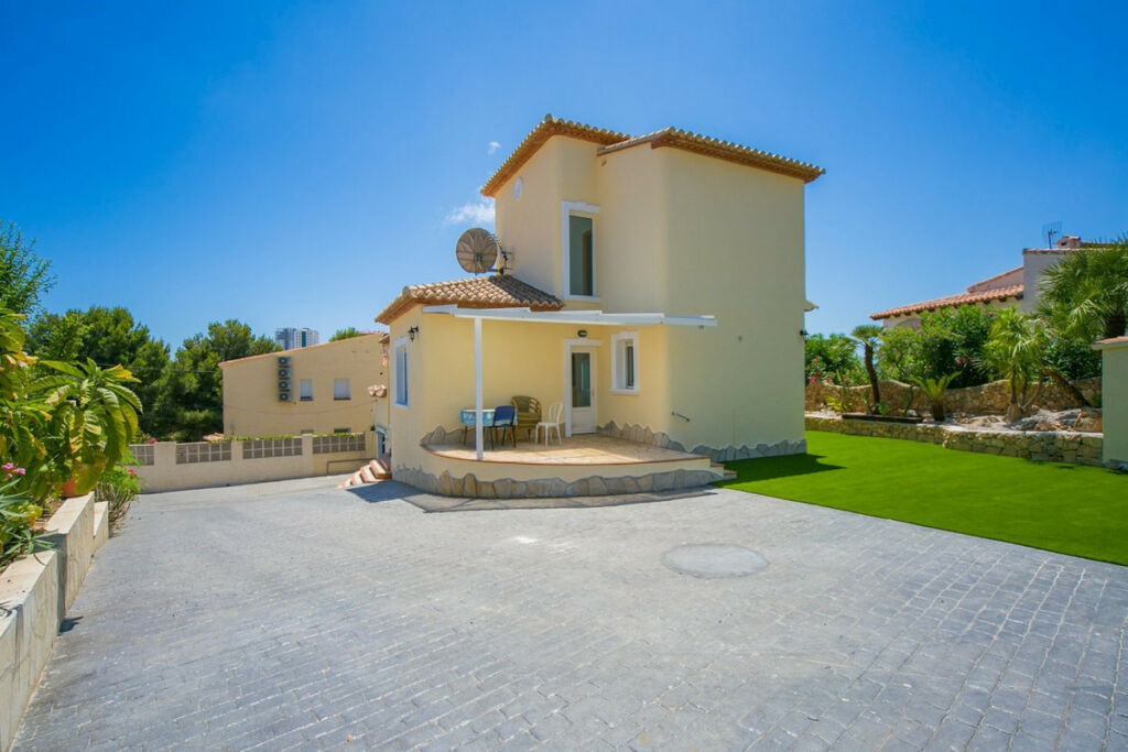 Detached Villa Calpe Alicante - image 6