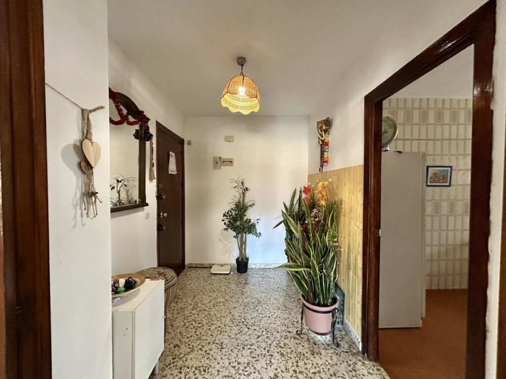 Middle Floor Apartment Torremolinos Centro Málaga - image 2