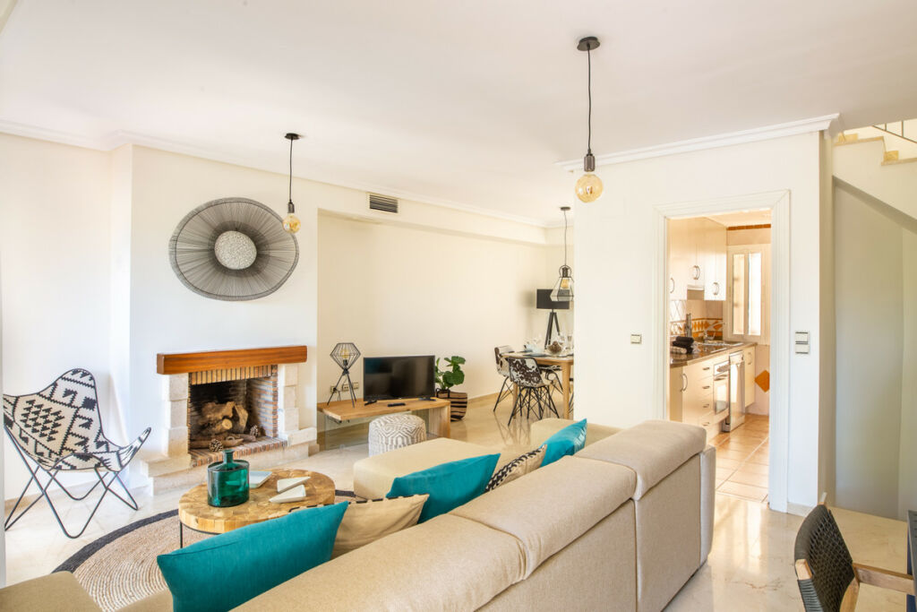 Townhouse El Rosario Málaga - image 6