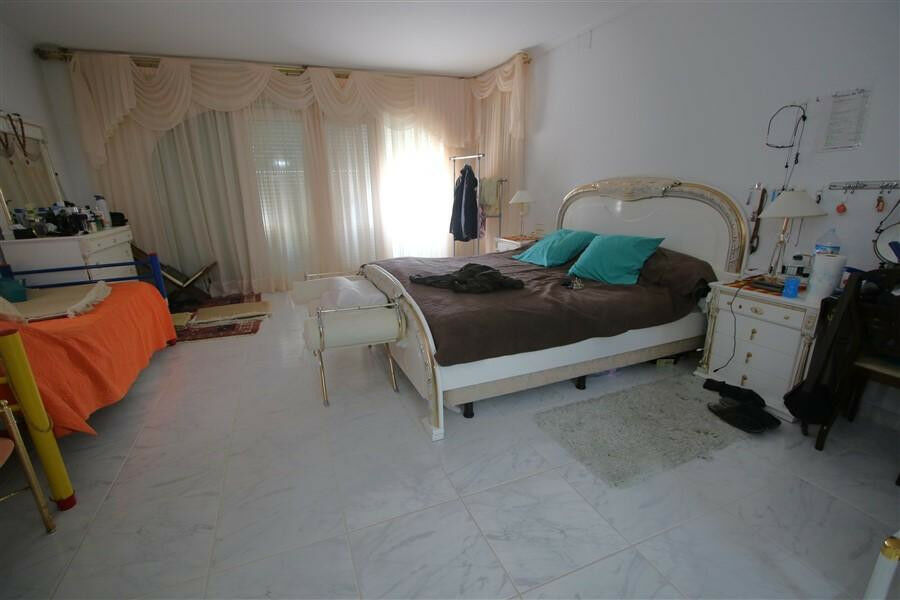 Detached Villa Calpe Alicante - image 6