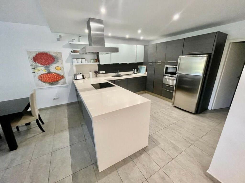 Ground Floor Apartment Guadalmina Baja Málaga - image 6