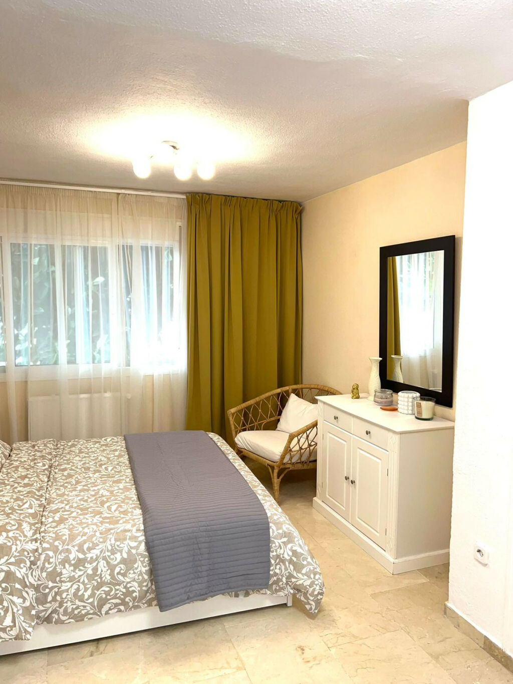 Middle Floor Apartment Marbella Málaga - image 7
