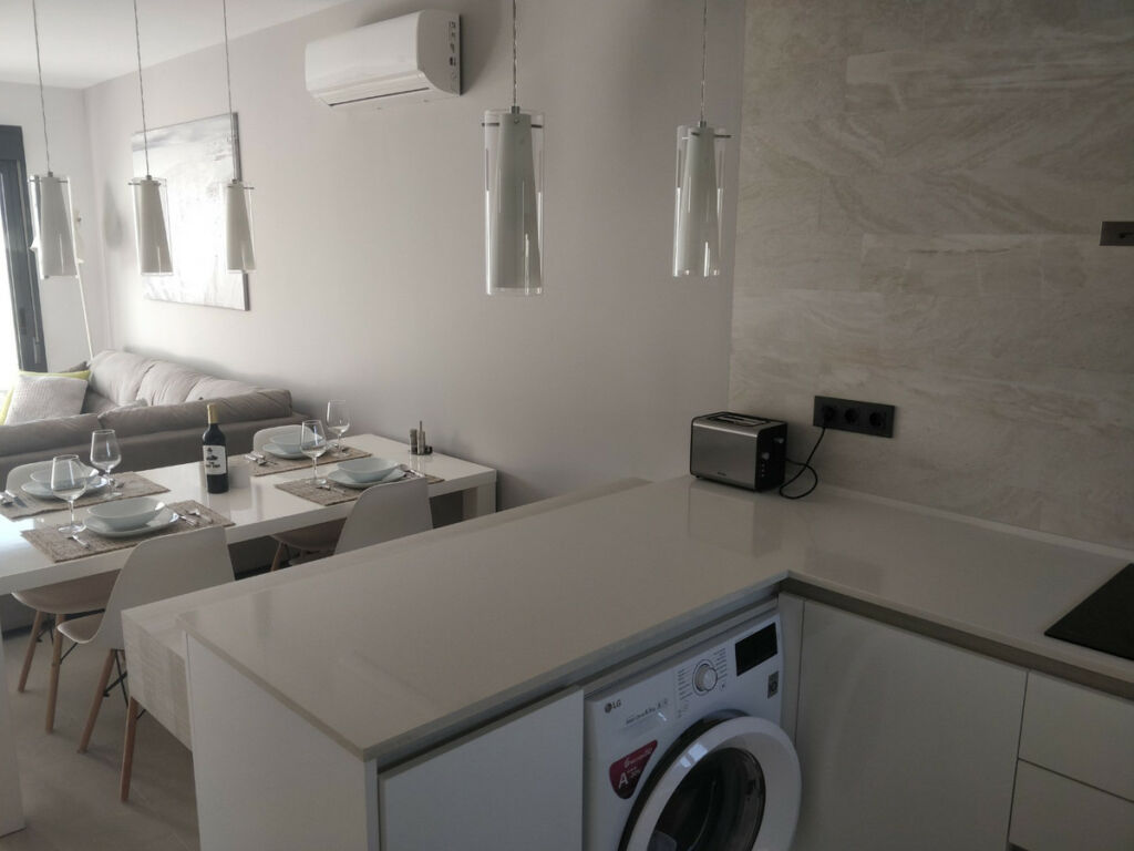 Middle Floor Apartment Guardamar del Segura Alicante - image 20