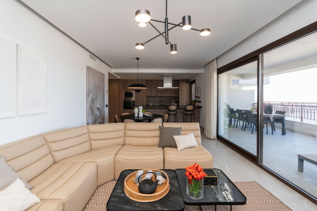 Middle Floor Apartment Istán Málaga - image 7