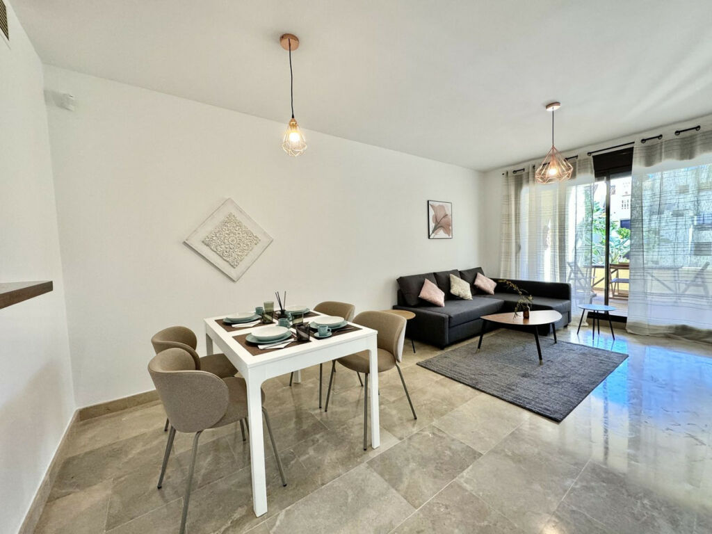 Ground Floor Apartment La Duquesa Málaga - image 7
